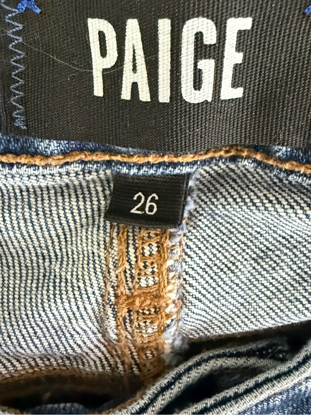 PAIGE Colette Crop Flare Jeans Size 26 Raw Hem High Rise Blue Denim - Picture 4 of 6